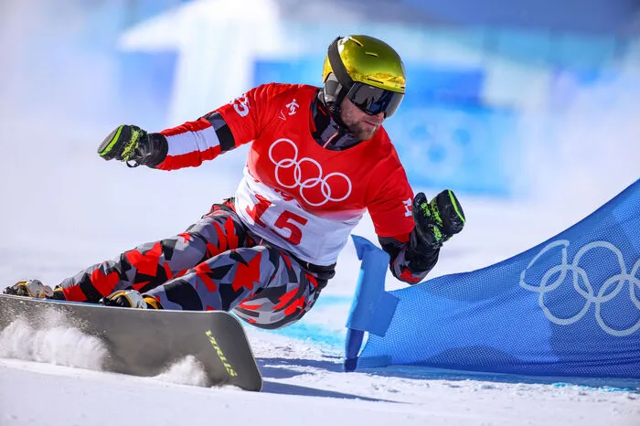 Benjamin Karl zeigte bei den Parallelboardern seine Stärke. Mit 36 Jahren kürte er sich zum ältesten heimischen Olympiasieger. Lesen Sie mehr über den Erfolg des Wahl-Lienzers. 