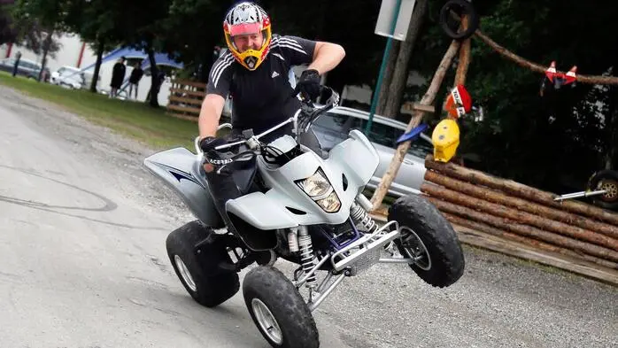 Bernhard Falk präsentierte am Quad eine fulminante Show.