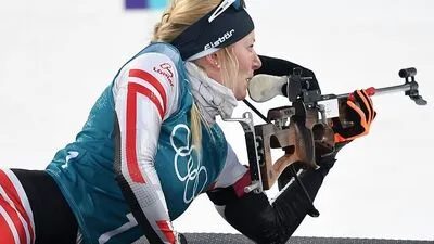 Theresa Hauser muss sich gedulden: Das Biathlon-Einzel über 15 km wurde verschoben