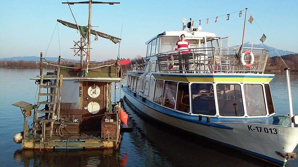 Ab 5. April ist auf der Drau auch ein Piratenschiff unterwegs – die Passagiere können sich als Piraten verkleiden