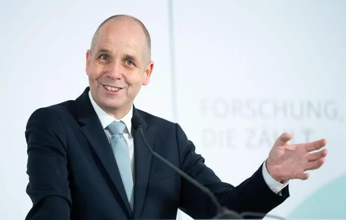IHS-Chef Holger Bonin: „„Die Menschen sind viel zu früh zufrieden mit dem, was sie haben“