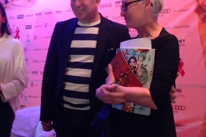 Die Lienzerin mit Modeschöpfer Jean Paul Gaultier.