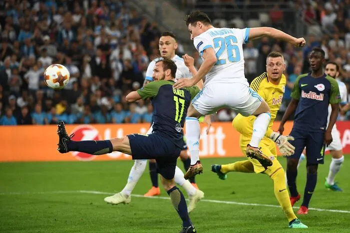 Florian Thauvin traf per Kopf aus vier Metern zum 1:0.