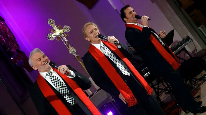 Da die denkmalgeschützte Orgel der Stadtpfarrkirche St. Nikolaus in Judenburg dringend restauriert werden mus, lud die Stadtpfarre am 9. Dezember zu einem Benefizkonzert in der Kirche. 