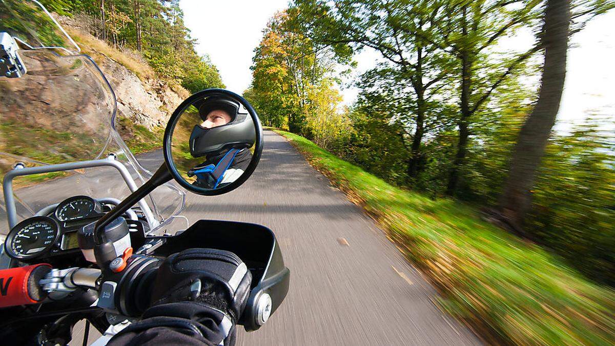 Zu einem Motorradunfall kam es in Kleinwöllmiß (Sujetfoto)