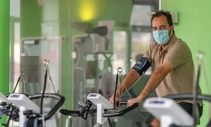 Am Ergometer kann sich Dietl über gute Wattzahlen freuen. 