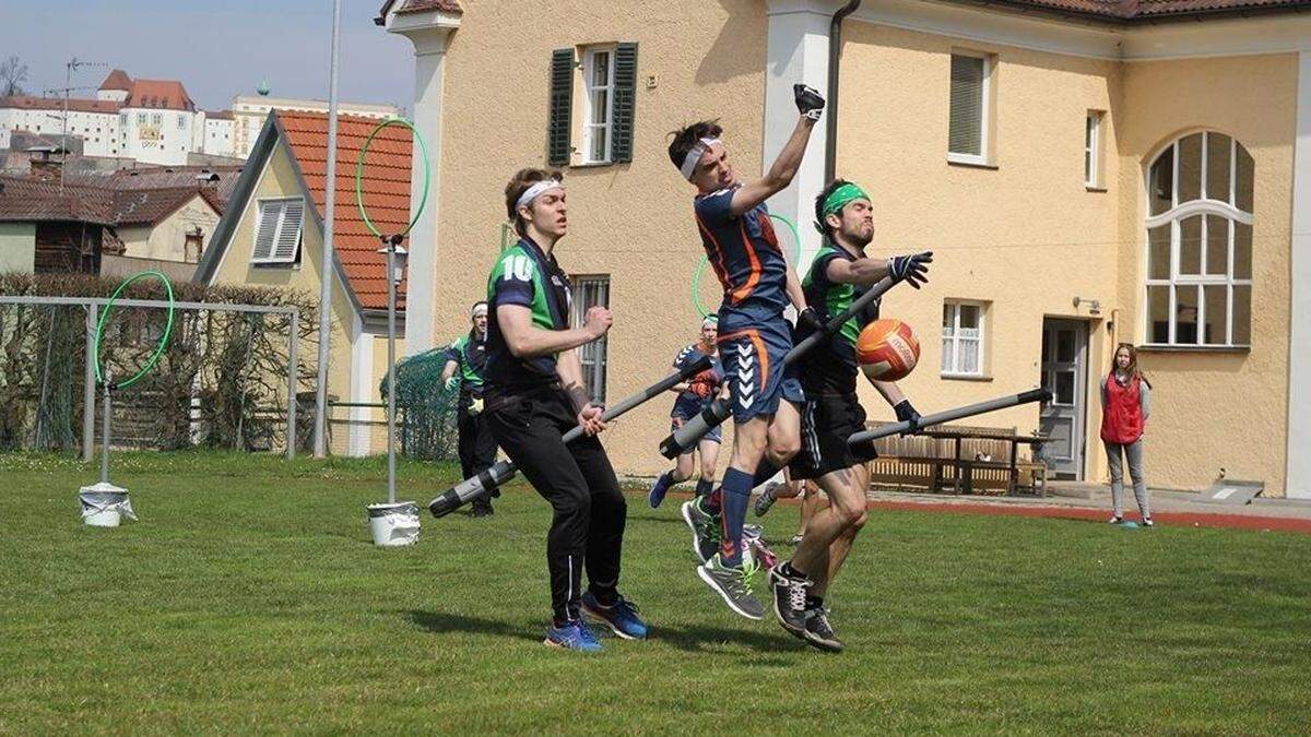 So geht Quidditch: Spieler der Quidditch Vienna Vanguards