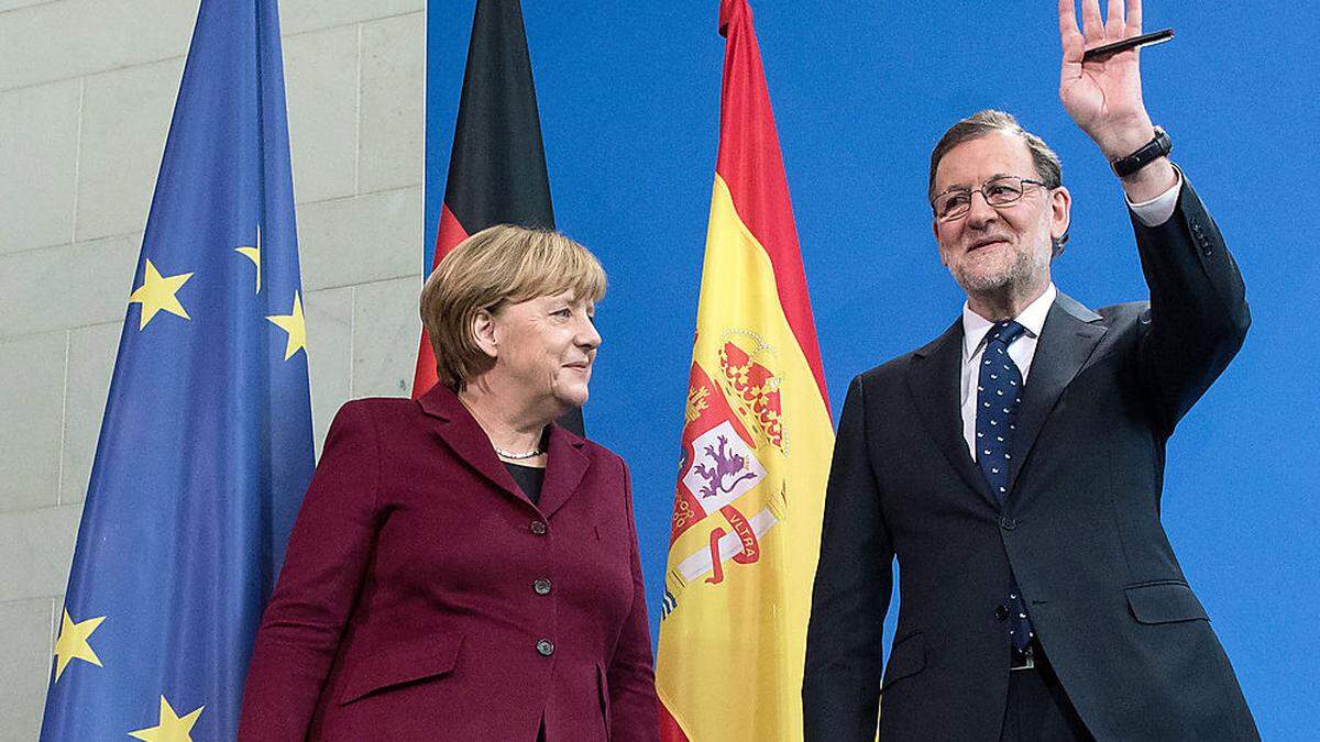 Angela Merkel und Spaniens Ministerpräsident Mariano Rajoy bei der Abschluss-Pressekonferenz