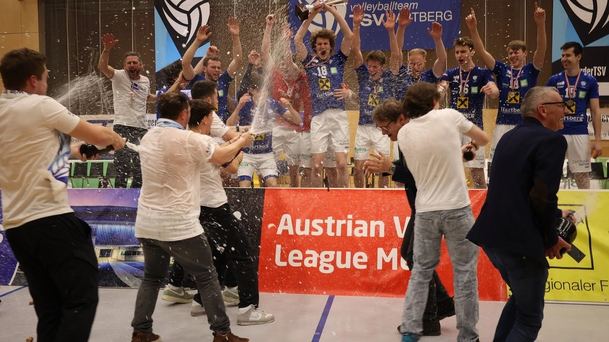 Der TSV freut sich über die Bronzemedaille in der Volleyball-Bundesliga