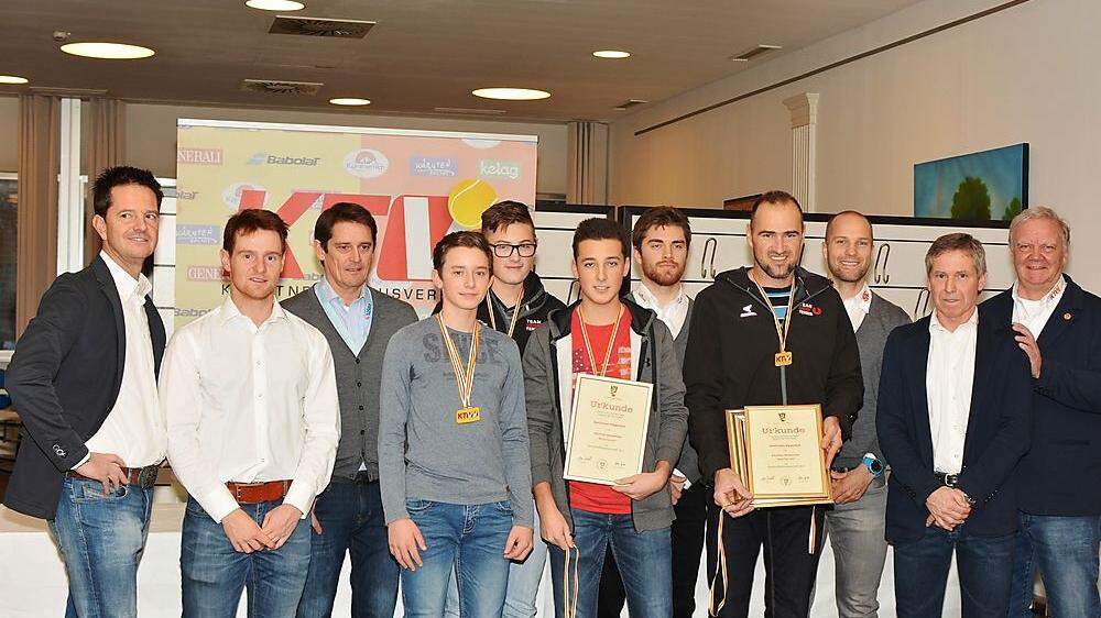 Elf Jugend-Mannschaftsmeister 2017 wurden in Klagenfurt geehrt