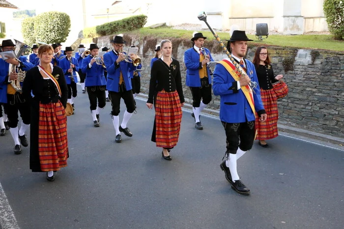 Und so ging am Wochenende anlässlich des runden Jubiläums in der kleinen Marktgemeinde ein großes Zweitagesfest über die Bühne. 