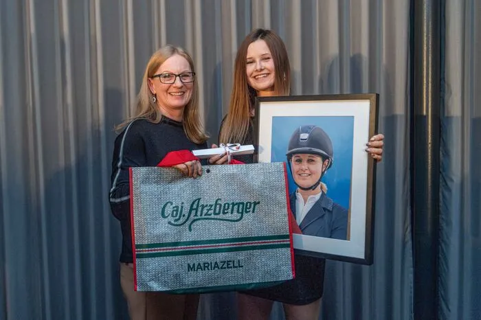 Kategorie Newcomer: Sarah-Denise Fink ist im Sattel erfolgreich. Die Springreiterin ist Staatsmeisterin 2019.