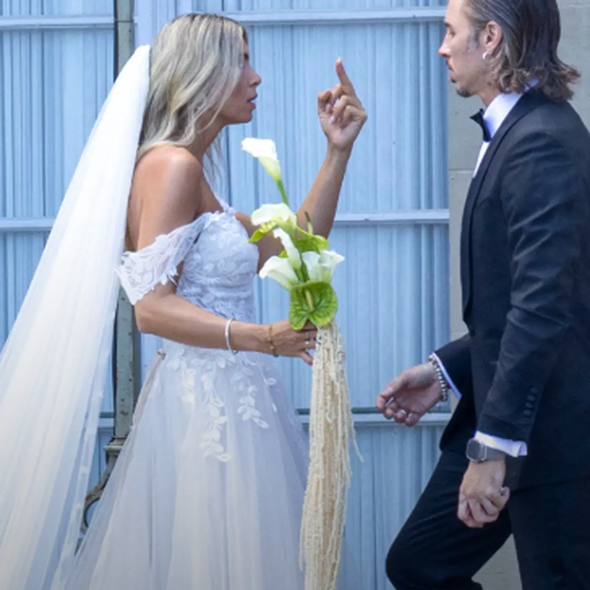 Musiker Gil Ofarim hat wieder geheiratet - Braut zeigt ihm den Mittelfinger