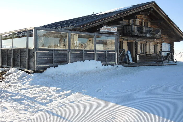 Übungsannahme: Brand in der Kriemandlhütte - die Lage der Hütte ist exponiert