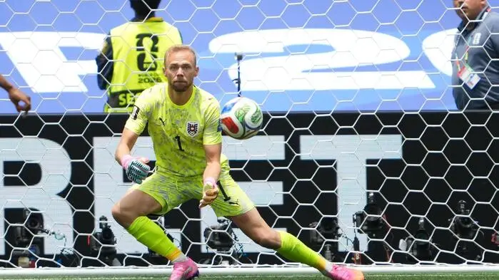 Alexander Schlager: 4 | Der Salzburg-Goalie zeigte wie schon im gesamten Turnier eine gute Leistung. Der Auftritt gegen Spanien war aber noch einmal eine Stufe darüber. Ohne ihn wäre die Niederlage höher ausgefallen.