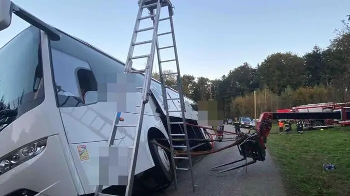 Klicken Sie sich durch die Fotos des Feuerwehreinsatzes.