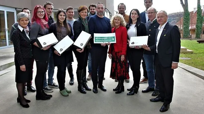 Die Vulkanlandwinzer stellten in Fehring ihr neues Weinvermarktungskonzept vor