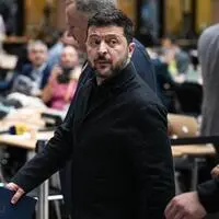 Selenskyj ging es bei seiner Reise nach Brüssel um konkrete, akut lebenswichtige Zusagen: Luftabwehrraketen, und die Aufrechterhaltung sämtlicher EU-Sanktionen gegen Russland.