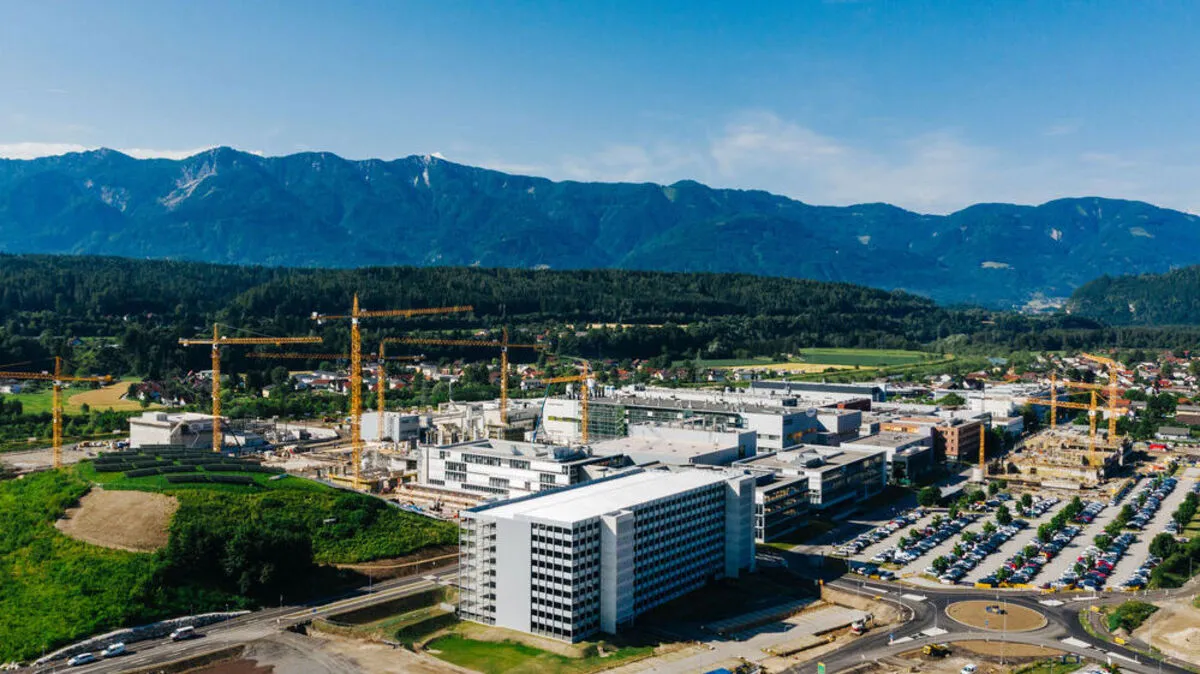 Das Parkaus wurde fertiggestellt