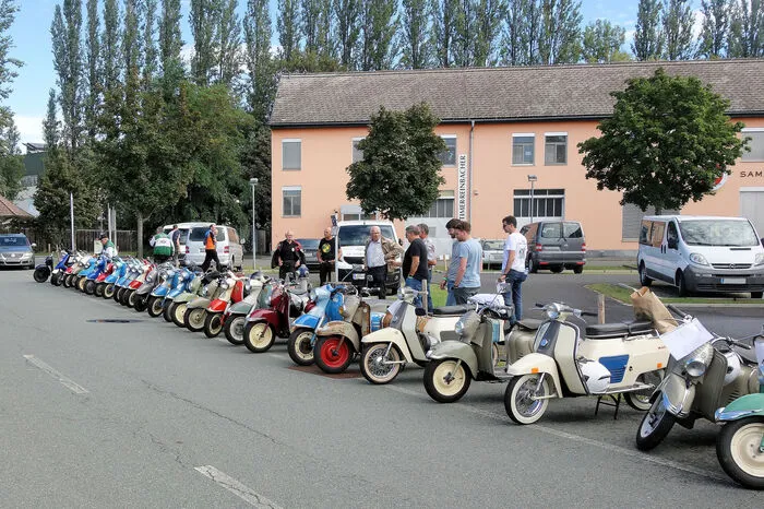 Rund 60 Teilnehmer waren am Samstag dabei, die längste Anreise hatte ein Schweizer: Er war 960 Kilometer mit seinem Roller unterwegs.