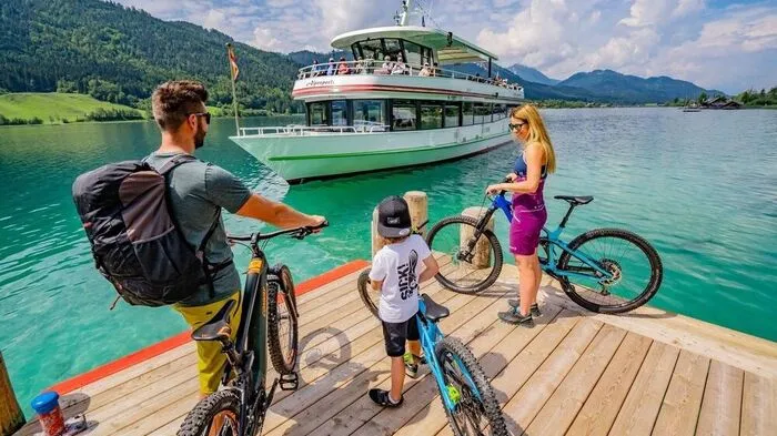Neu sind diesen Sommer ebenfalls die täglichen Rad-Linienbusse von Hermagor in den Naturpark Weissensee
