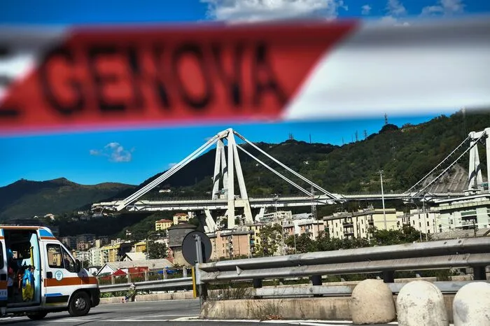 Bis Mittwochabend wurde die Zahl der Toten mit 39 angegeben. 16 Menschen wurden verletzt, neun davon schweben in Lebensgefahr. Es gibt noch mehrere Vermisste. Unter den Toten sind drei Kinder im Alter zwischen acht und 13 Jahren sowie vier junge Franzosen, drei Chilenen und ein Kolumbianer.