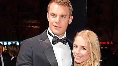 Manuel Neuer mit Freundin Nina Weiss