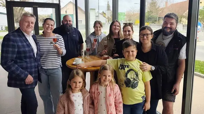 Am Sonntag veranstaltete der Elternverein der Volksschule Bad Loipersdorf beim Gemeindezentrum seinen ersten Kinderartikelbasar. 