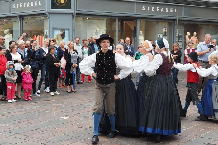 Klicken Sie sich durch die Bilder ...