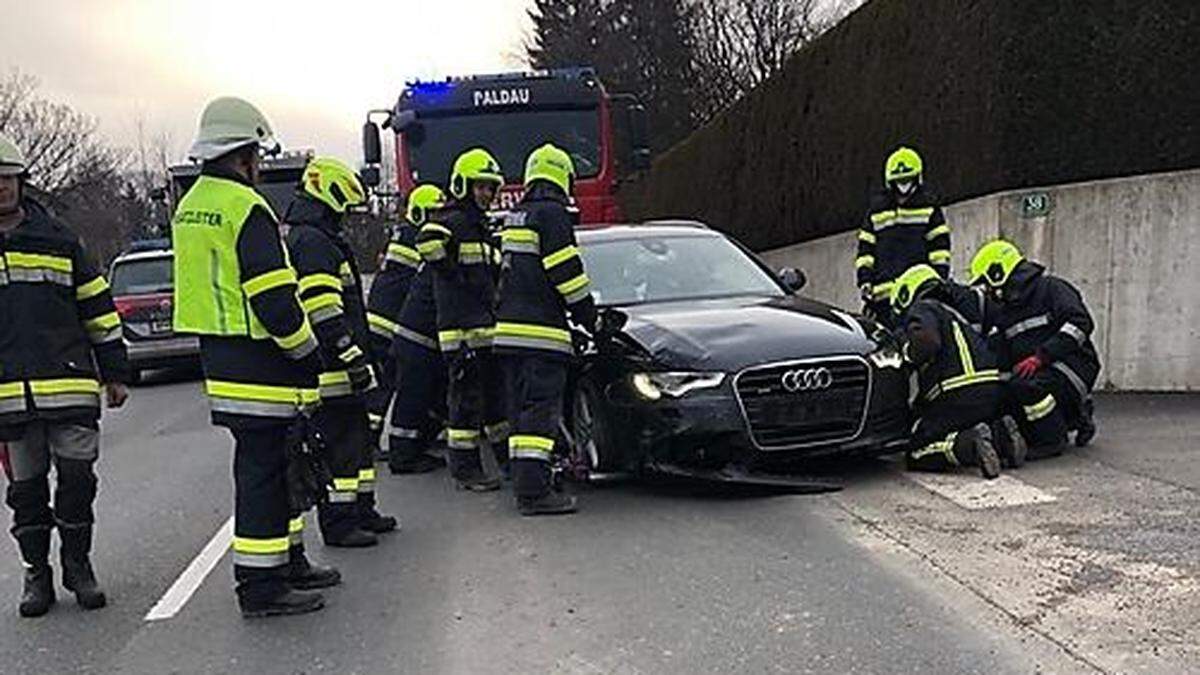 24 Feuerwehrleute waren im Einsatz