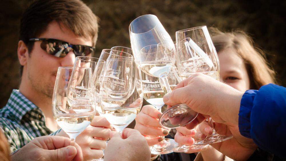 Premiere:  Stradens Winzer laden heute erstmals zum „Wein Sommer Straden“