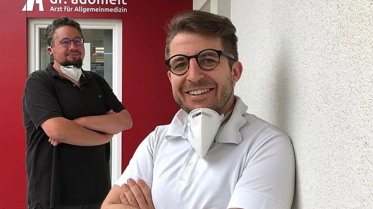 Michael Adomeit (li) holt den Johannes Steinbichl nach Birkfeld