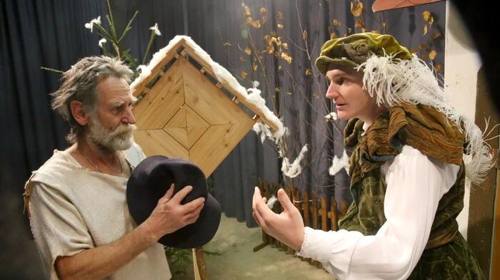 Gleich zweimal brachte am Wochenende im örtlichen Kultursaal die Theatergruppe Liebenfels das Märchen "Die Sterntaler" zur Aufführung.