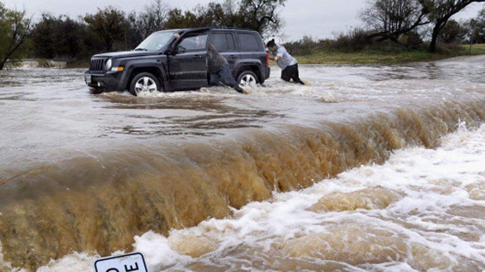 Schwere Überschwemmungen in Texas