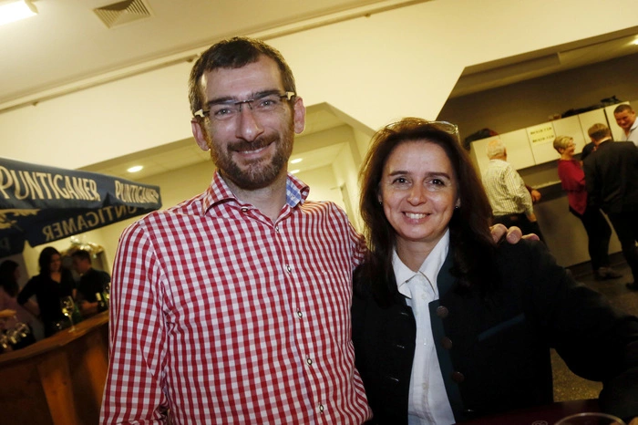 Zur Seite standen ihm Vizebürgermeister Christian Groß und Gemeindekassier Monika Winter.