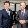 Der Aufsichtsratsvorsitzende der Raiffeisen Landesbank Gerhard Oswald (links) und der Vorstandssprecher der RLB Peter Gauper: „Es gibt ein Umdenken in der Geldanlage“
