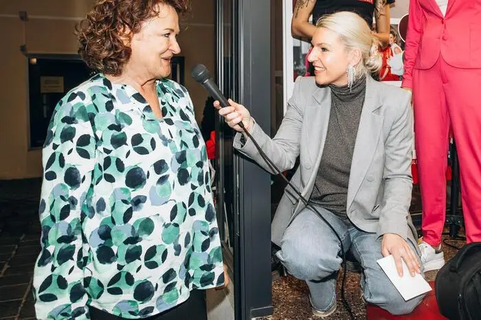 Brigitte Kaufmann servierte ihre Köstlichkeiten