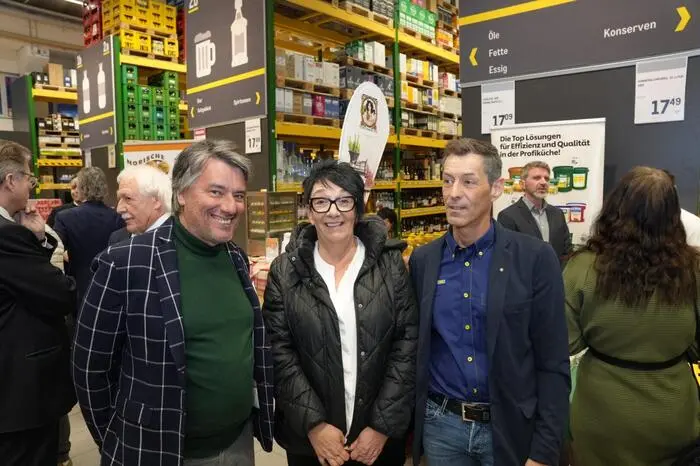 Klicken Sie sich bitte durch die restlichen Bilder!