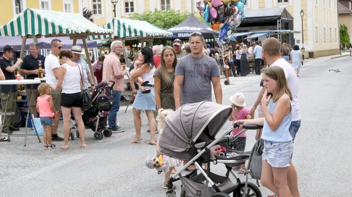In Feierlaune war man am Samstag in der alten Bischofsstadt Straßburg. 