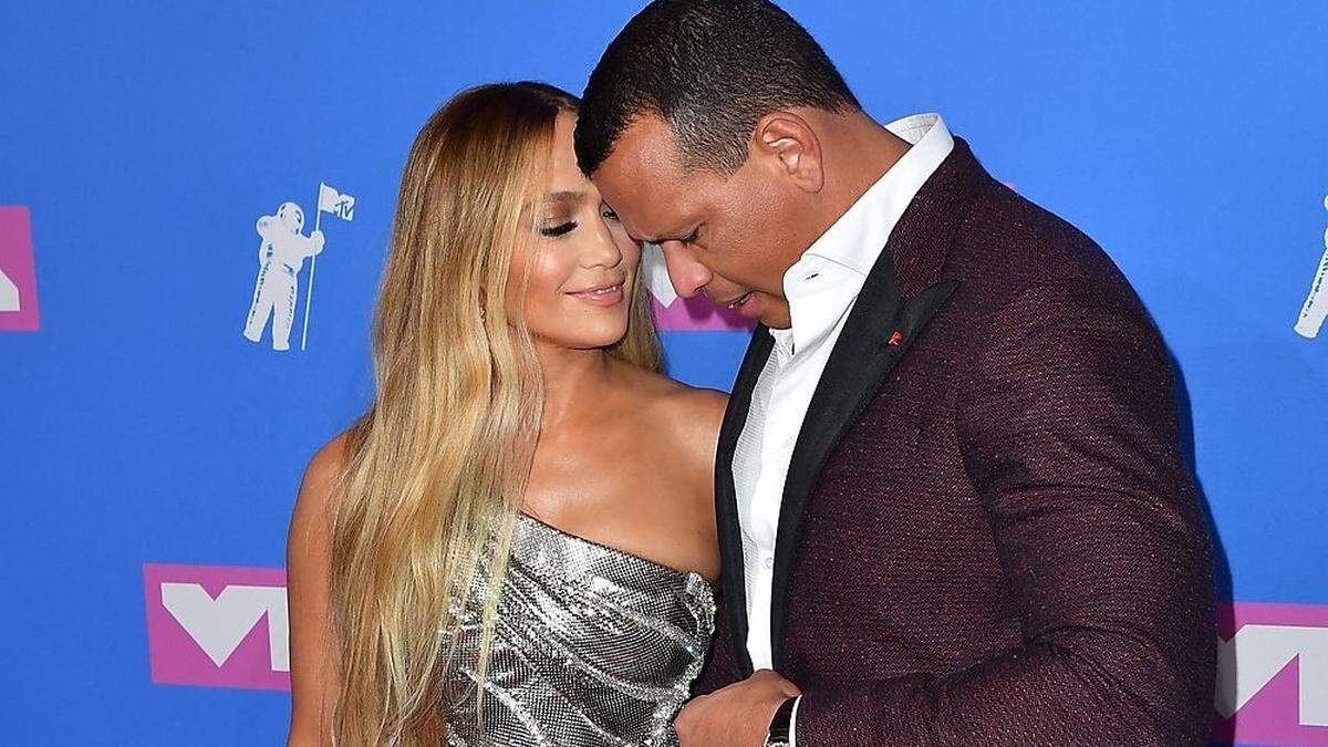  Jennifer Lopez und der ehemalige Baseballprofi Alex Rodriguez haben sich verlobt.