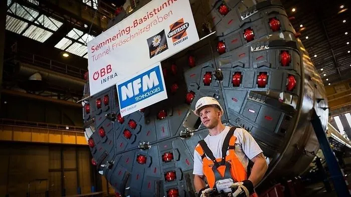Die Maschinen bringen ein gigantisches Gewicht auf die Waage 