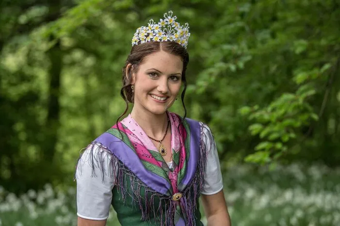 ... Narzissenkönigin Brigitte Maier ...