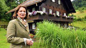 Elisabeth Ellison-Kramer genießt das Haus in Himmelberg als Feriendomizil 