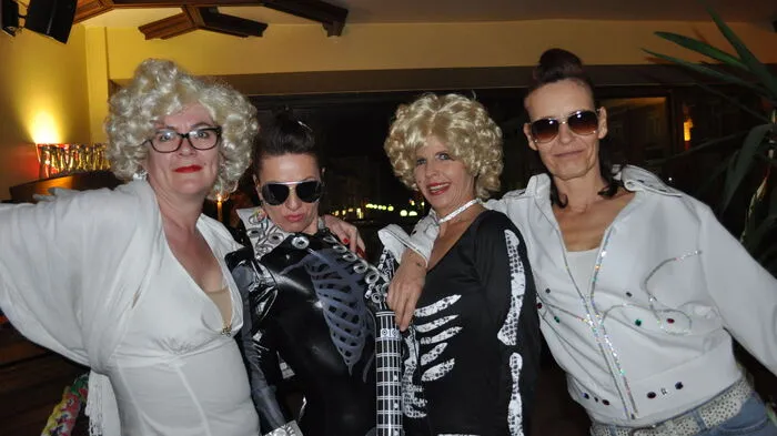 "Marilyns und Elvisse" tummelten sich Samstagabend in der Satisfactory in Spittal.