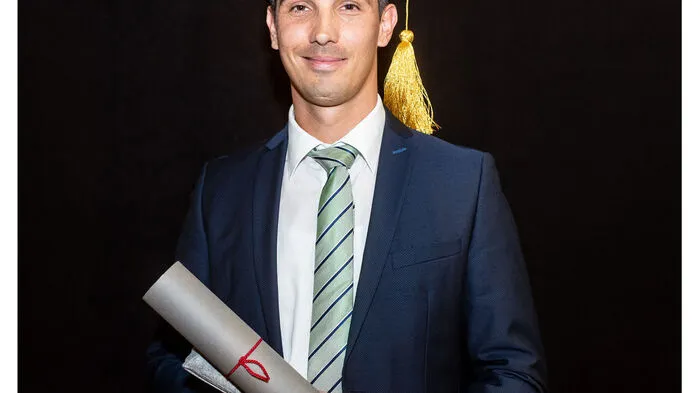 Die persönliche Titelseite gratis herunterzuladen. Wie? Untenstehende Fotoserien anklicken, Foto suchen, "Dieses Foto herunterladen" anklicken und herunterladen!