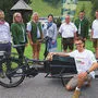 Verschiedene Aktivitäten für neue Mobilität im Almenland wurden am Teichalmsee präsentiert. Mit einem Rad dieser Art werden die Mobilitäts Ranger unterwegs sein