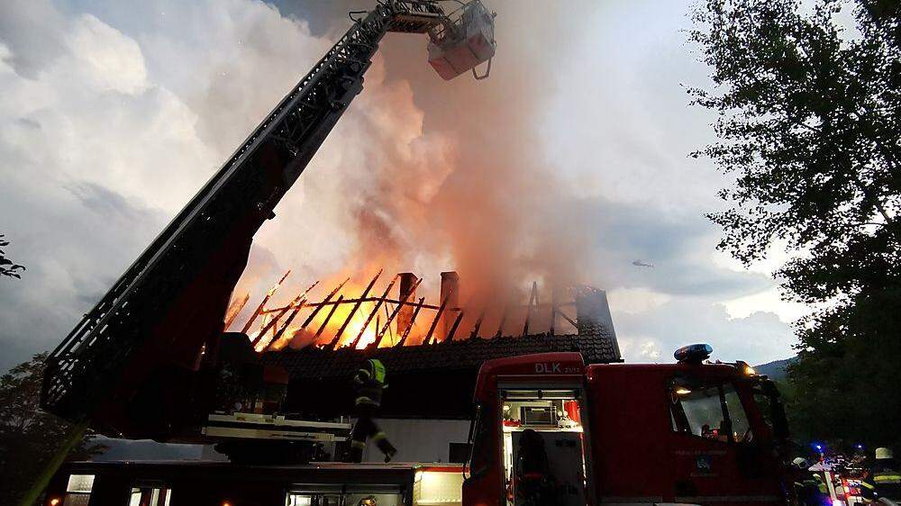 Im Vorjahr: Brand eines Ferienhauses in Himmelberg