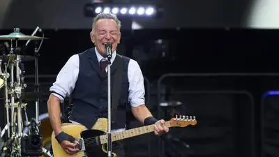 Bruce Springsteen nutzte seinen Tourauftakt für eine emotionale Rede gegen die derzeitige US-Führung