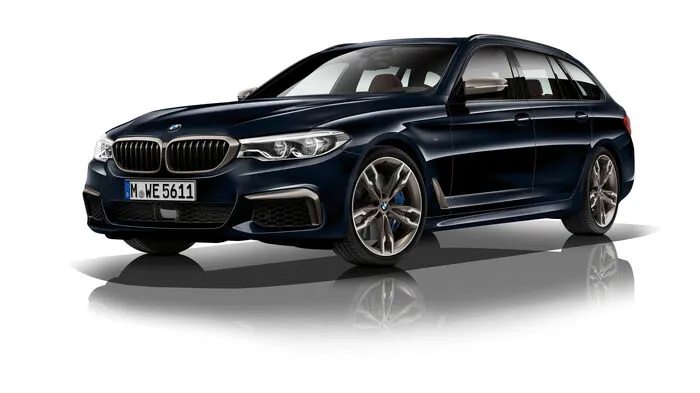 Geht es darum, möglichst viel Leistung aus sechs Zylindern heraus zu holen, ist BMW jedes Mittel recht. Und das bedeutet im Falle des M550d: Gleich vier Turbolader setzen den Dreiliter-Reihensechszylinder gehörig unter Druck.