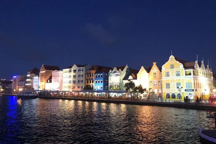 Skyline im Kolonialstil.